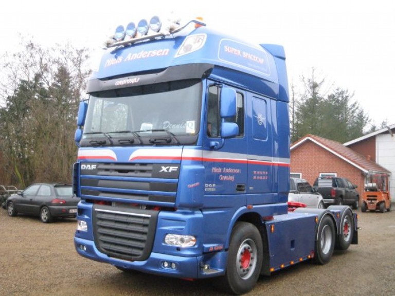 DAF XF trækker